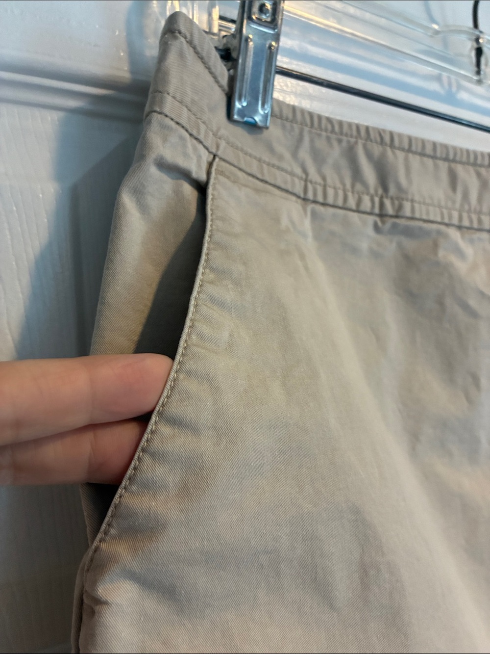 Vineyard Vines Skirt, Classic Tan / Beige, Size 6 - Picture 2 of 6